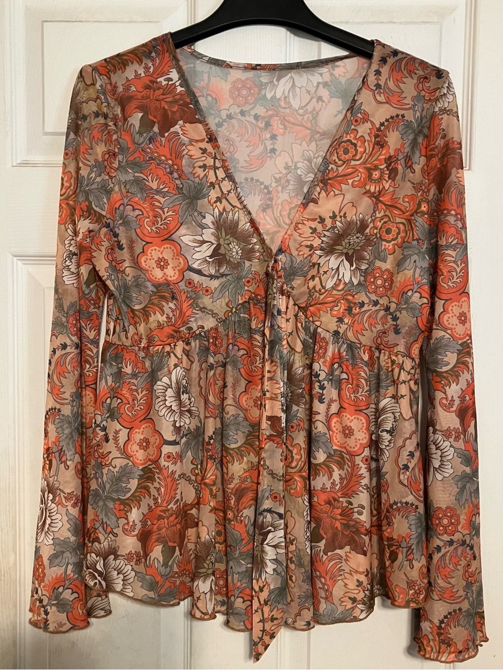 Women’s Floral V-Neck Sheer Peasant Blouse in Peach and Gray Size XL Lightweight